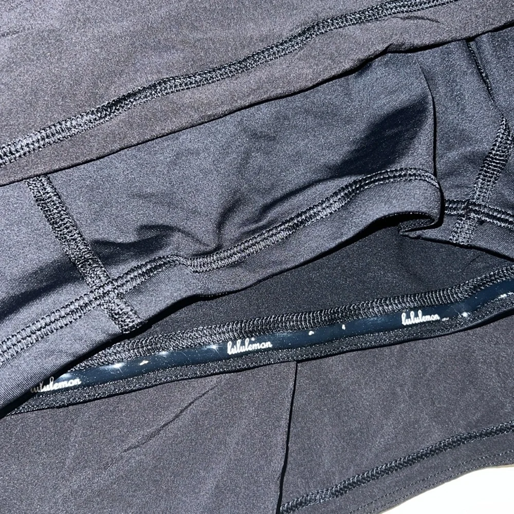 Lululemon Pace Rival Skirt, Cincinnati Bearcats, Size 12 - Picture 6 of 14